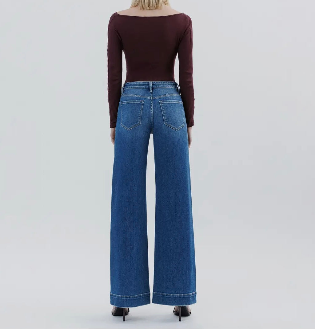 Teri Extreme Wide Leg Jeans