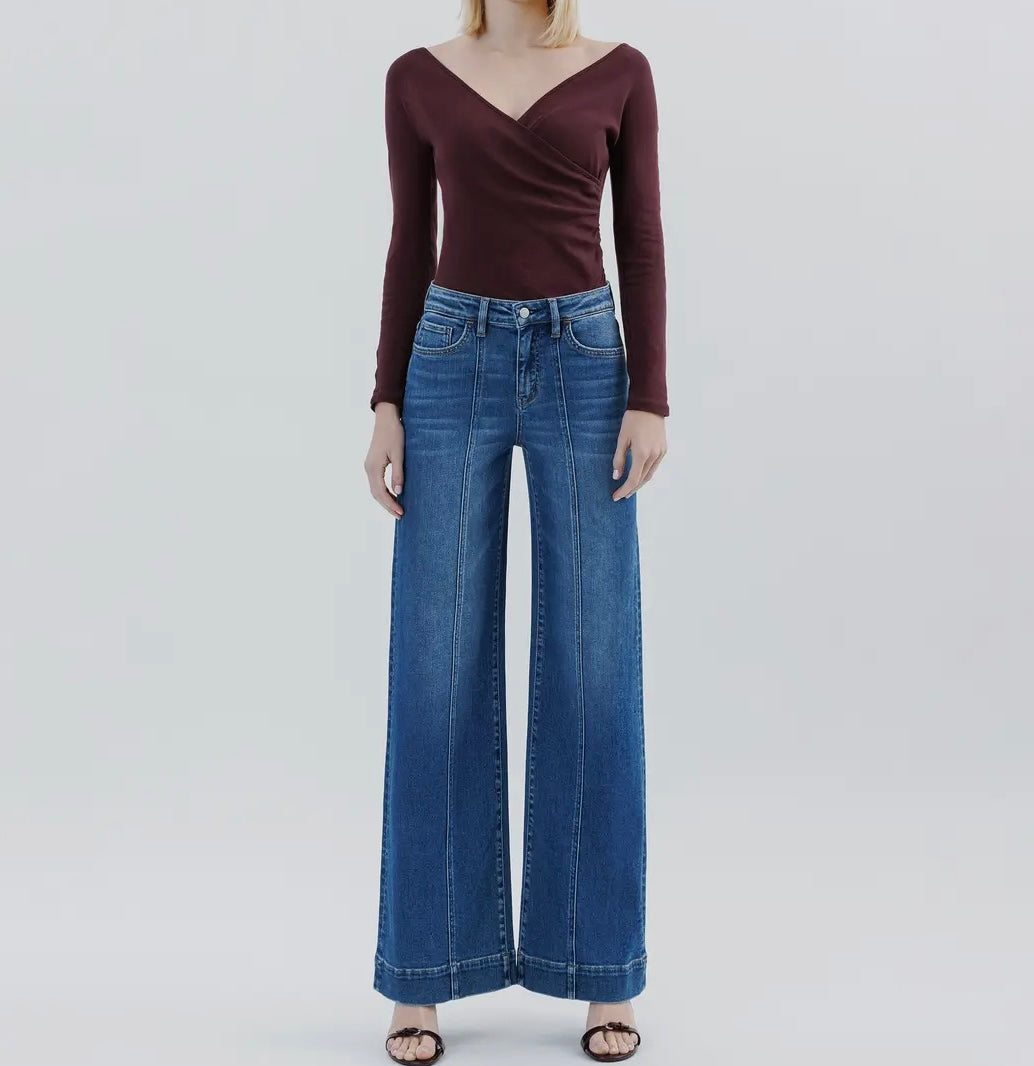 Teri Extreme Wide Leg Jeans