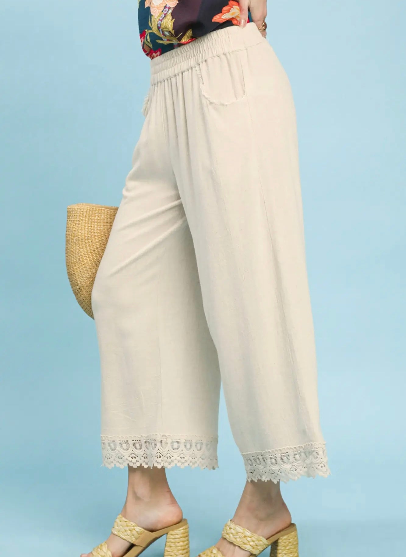 Codie Linen Eyelet Trim Pant