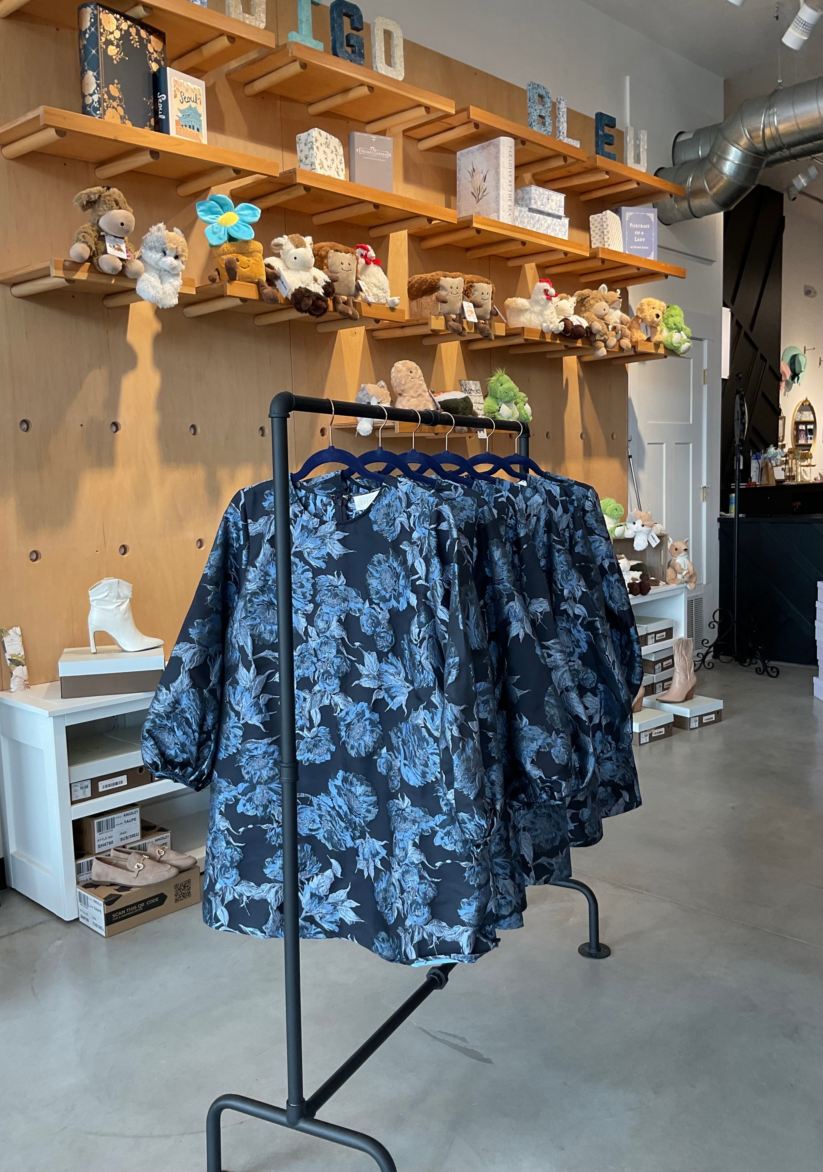 Franni Elegant Jacquard Dress