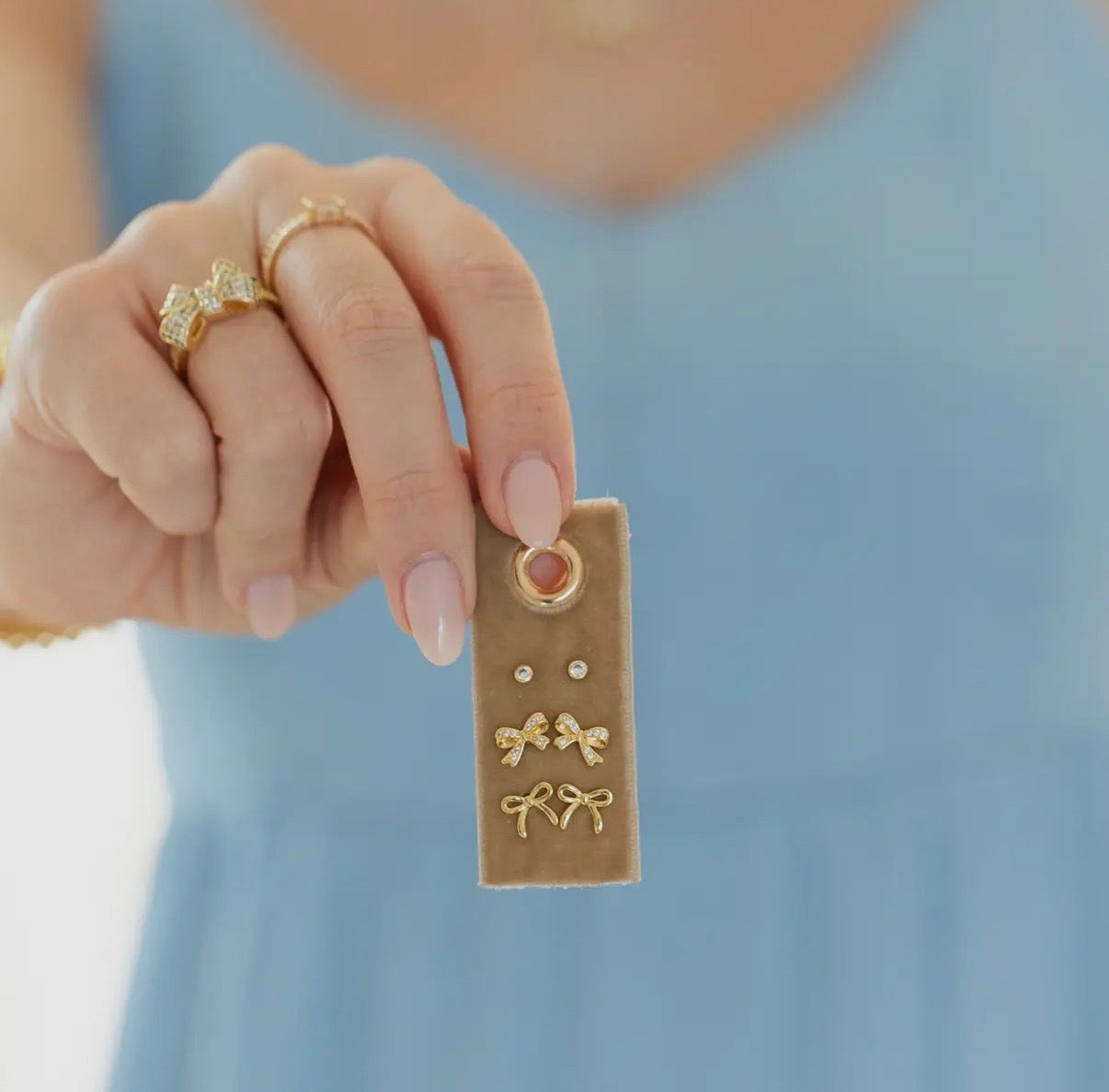Gold Bow Earring Stud Set