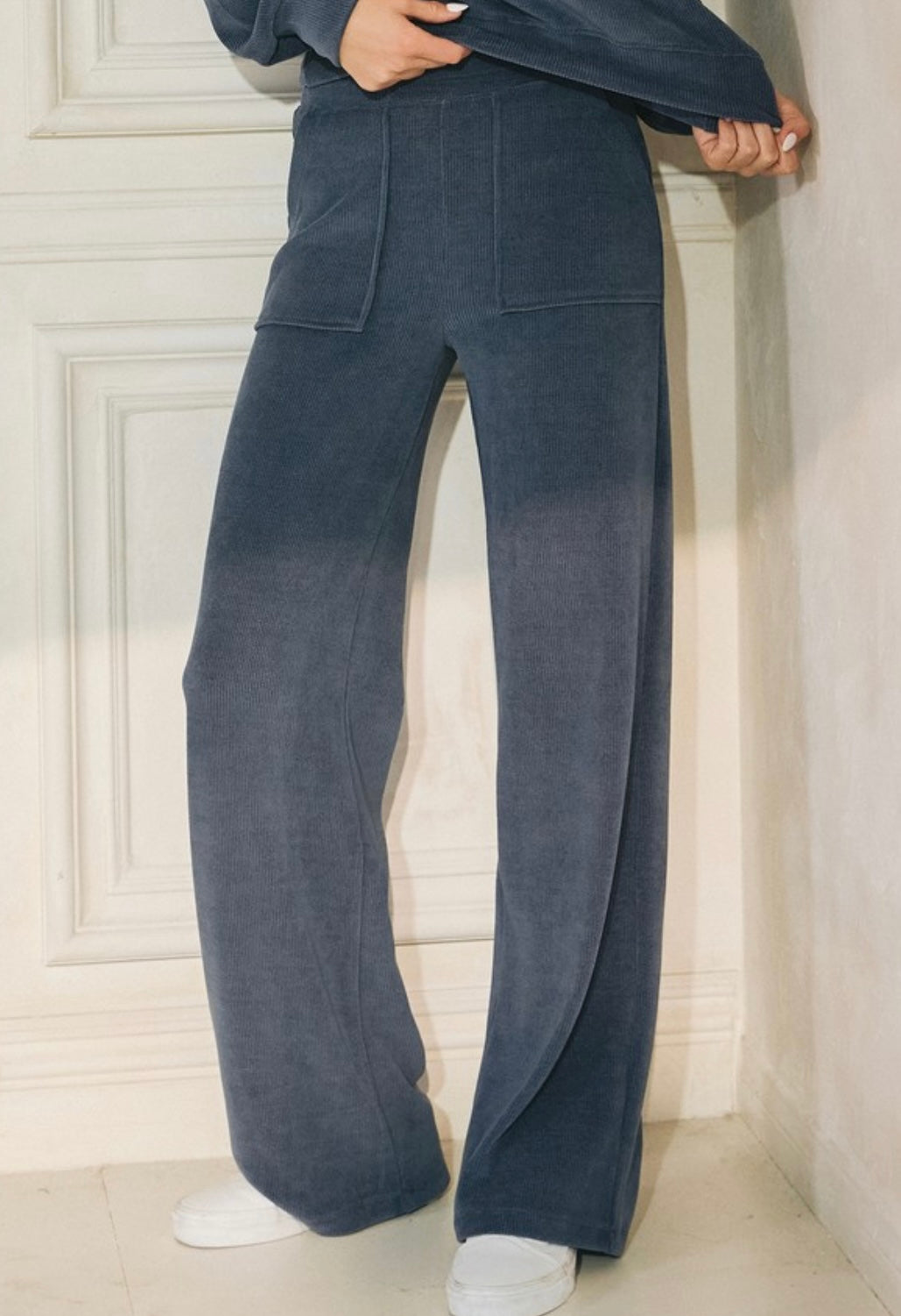 Dusty Ribbed Wide Leg Pant
