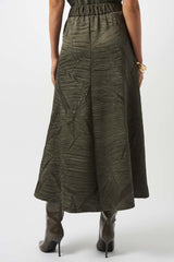 JR Pleated Satin Long Flare Skirt