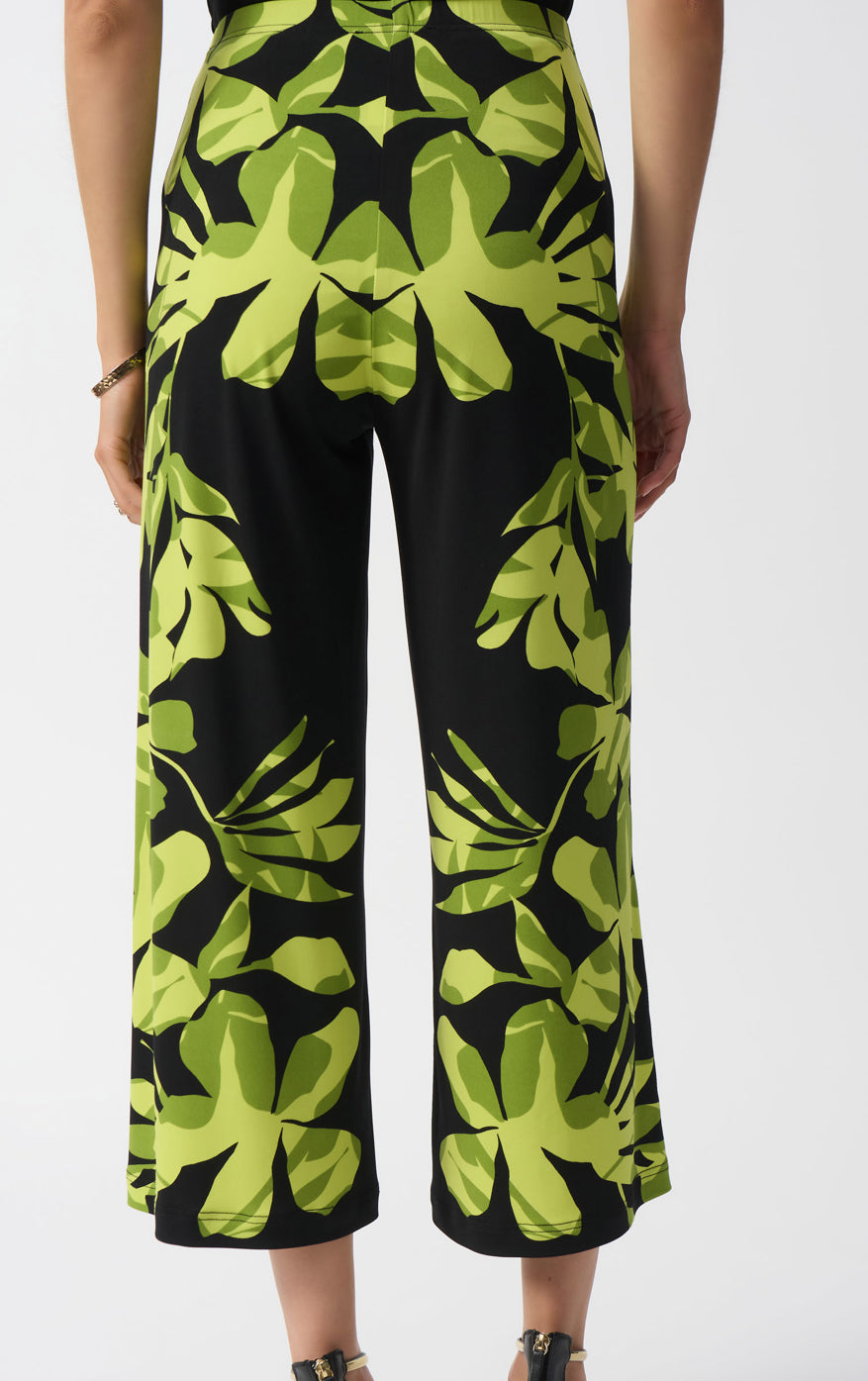JR Silky Knit Floral Culotte Pants