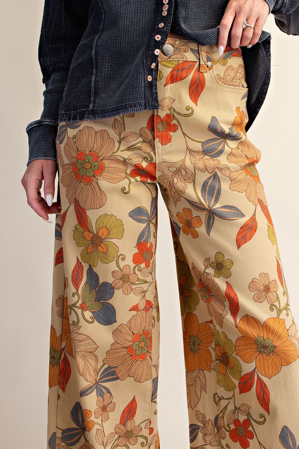 Tayler Floral Print Washed Pant