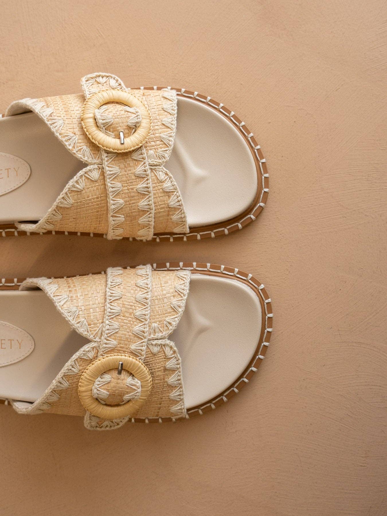The Sunnie Natural Raffia Buckle Slide