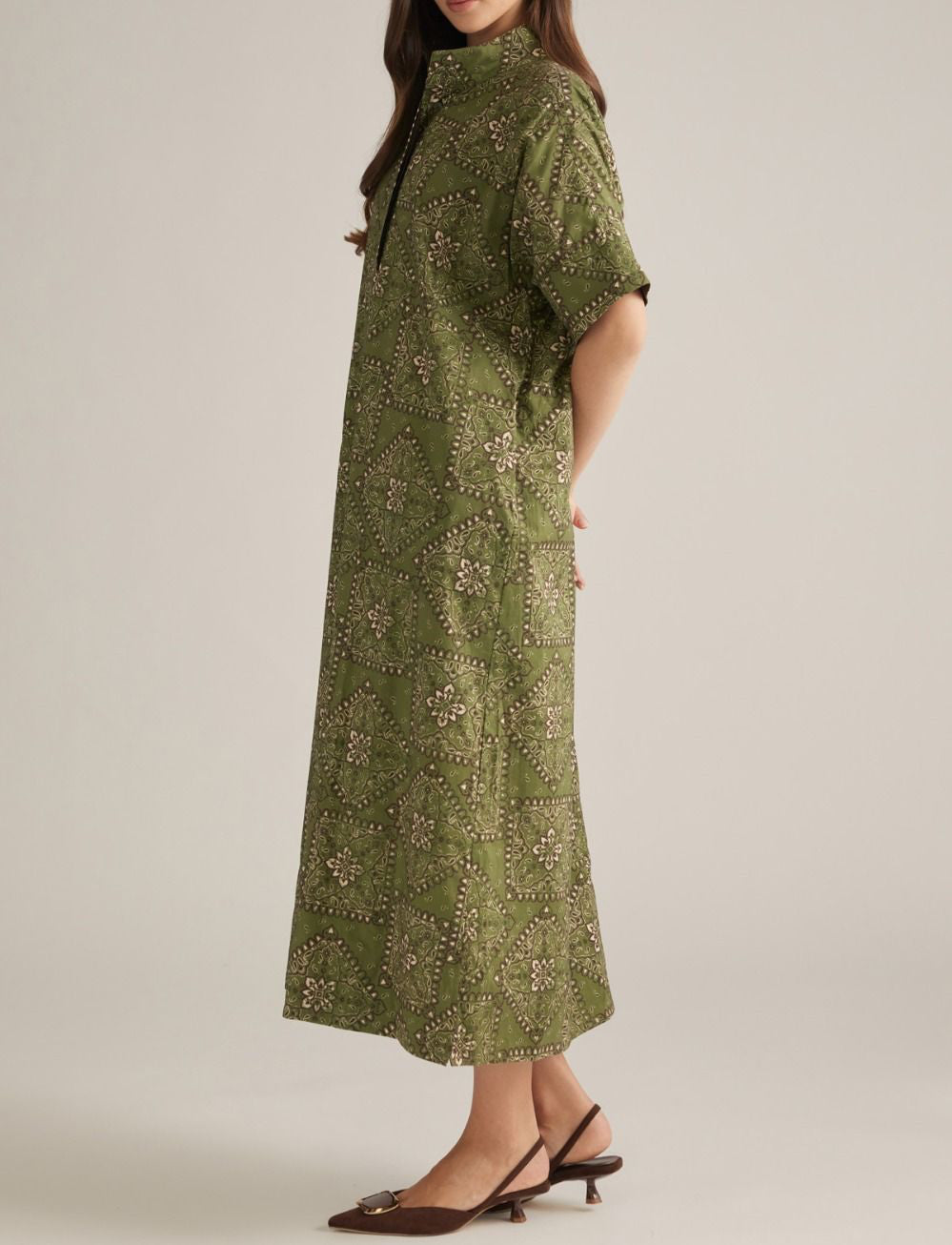 Kambri Olive Print Midi Dress