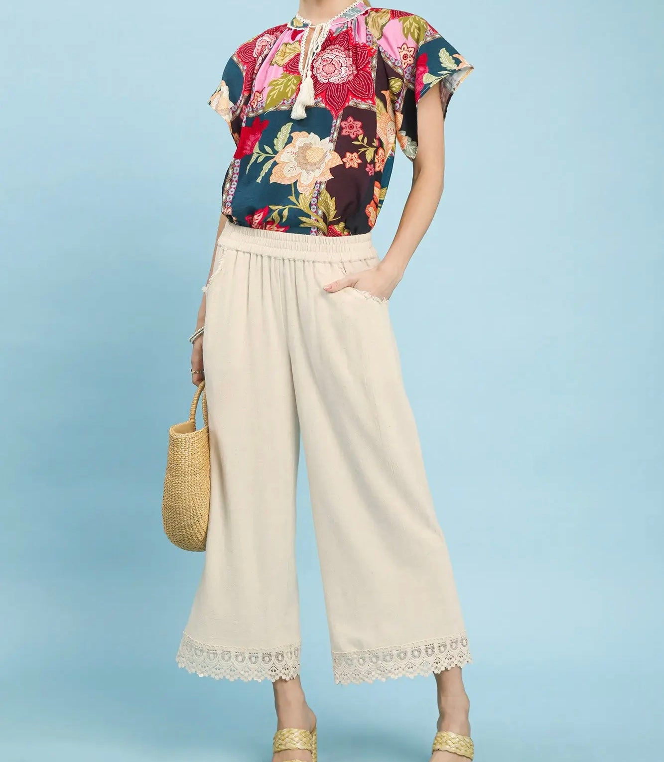 Codie Linen Eyelet Trim Pant