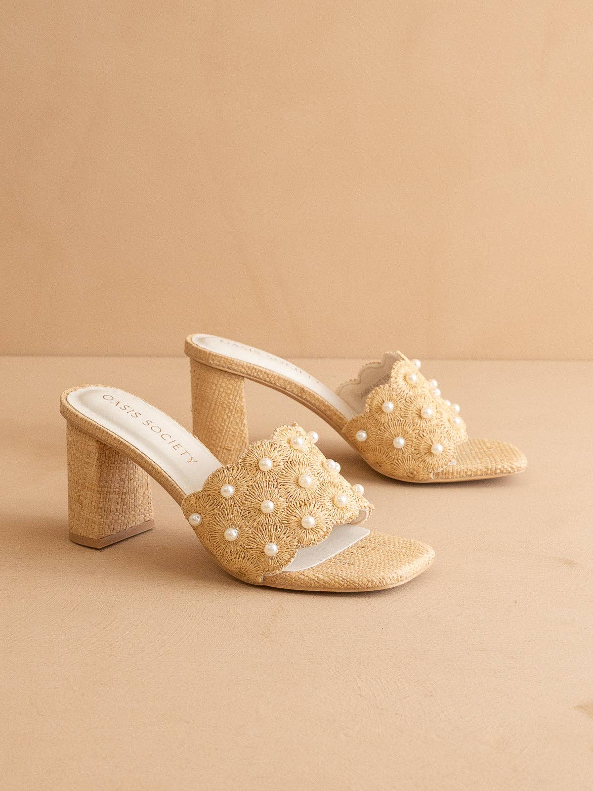 The Holland | Natural Pearl Raffia Mule