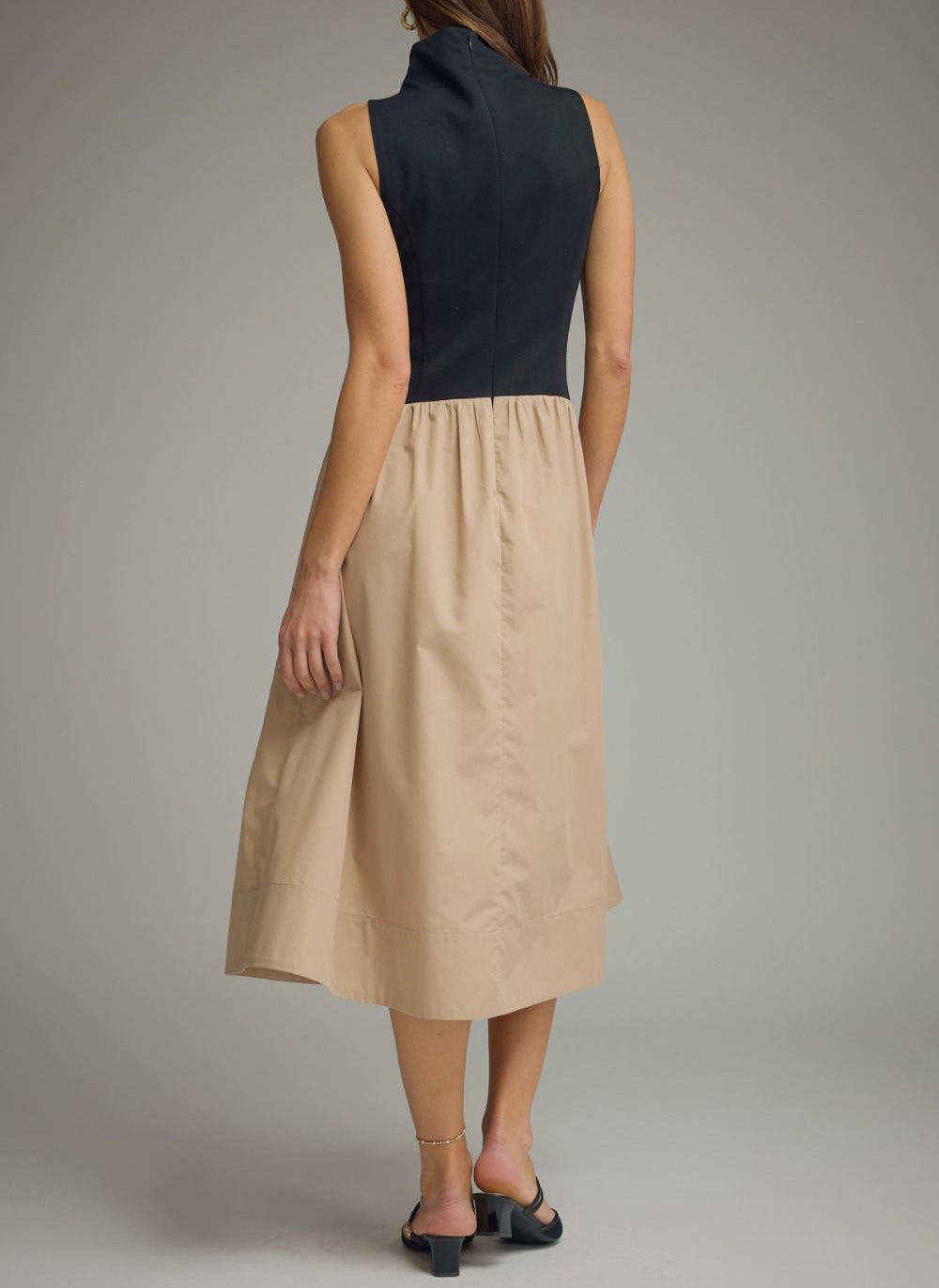 Arabella Sleeveless Midi Dress