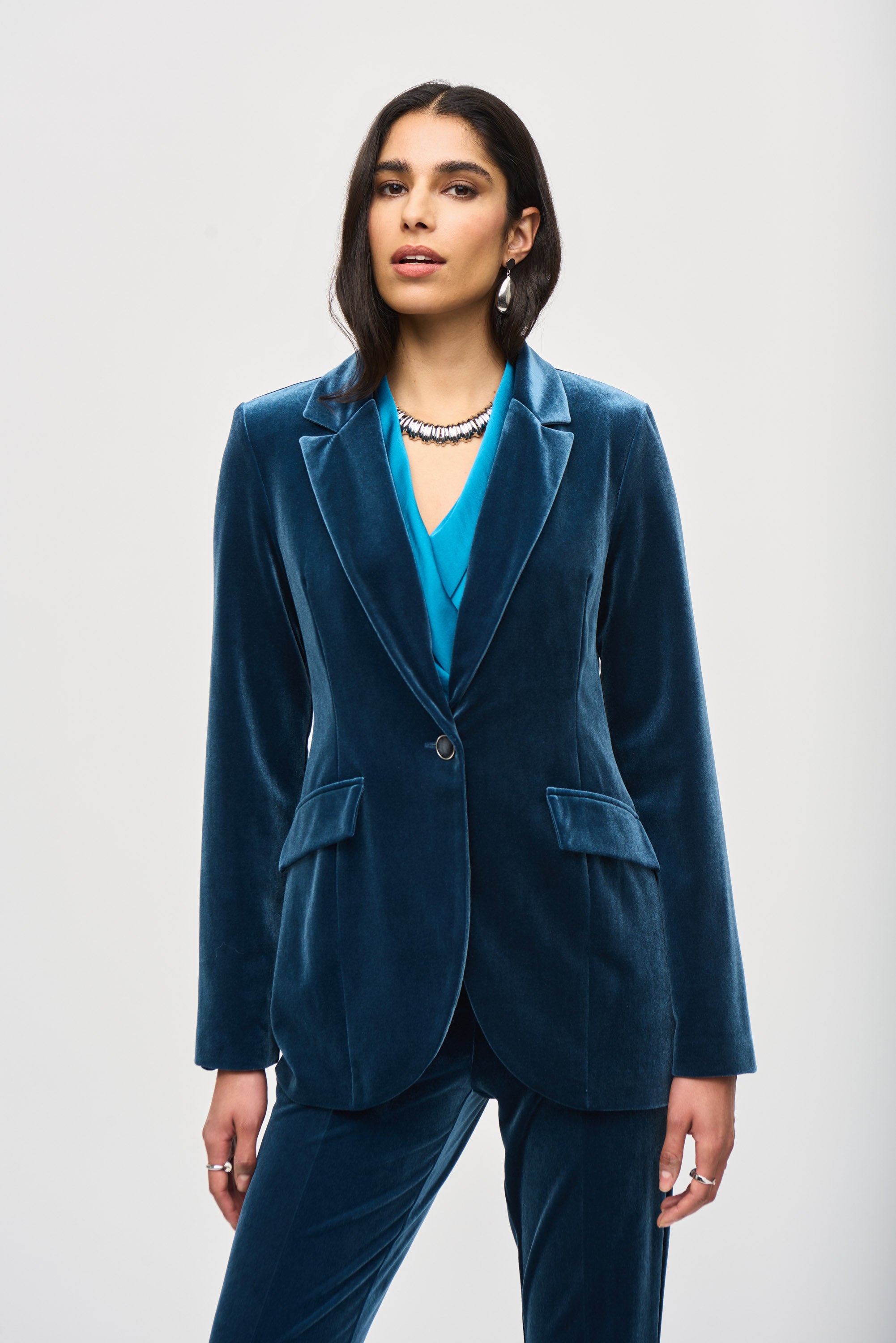 JR Nightfall Velvet Fitted Blazer