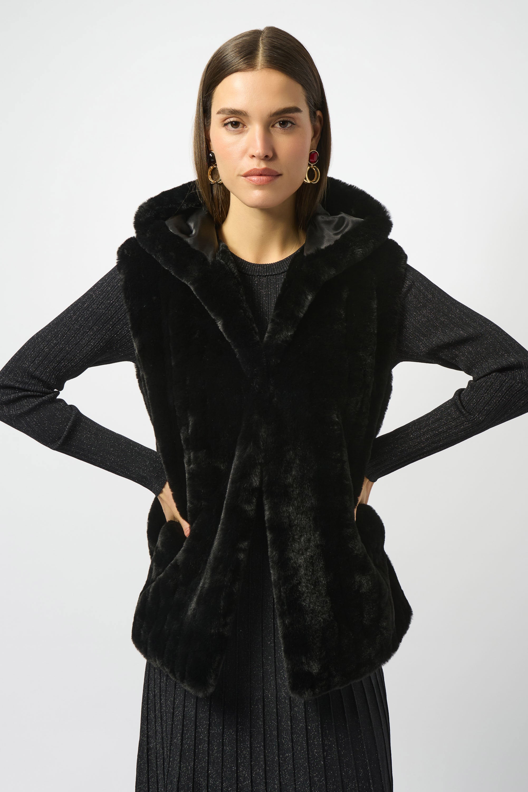 JR Faux Fur Textured Stripe Vest