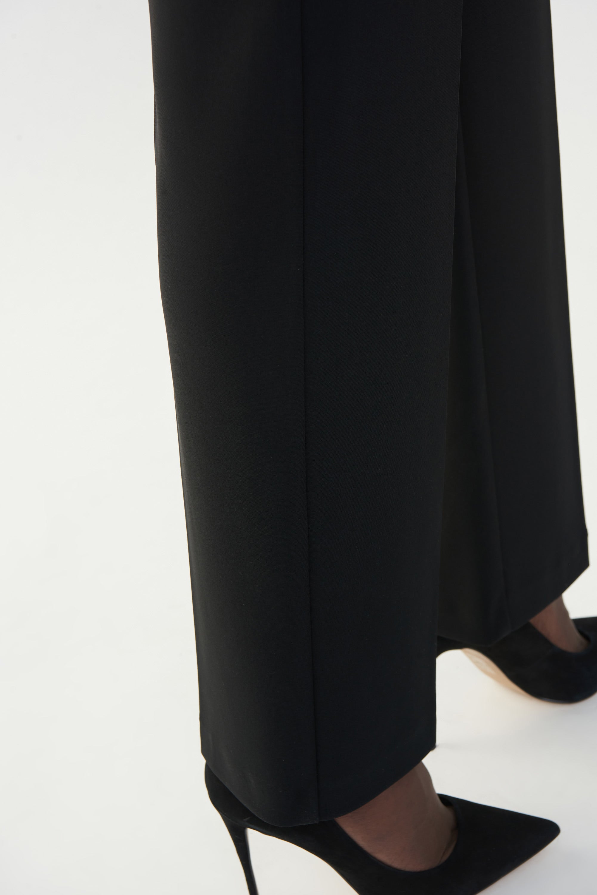 JR Classic Wide Leg Pant