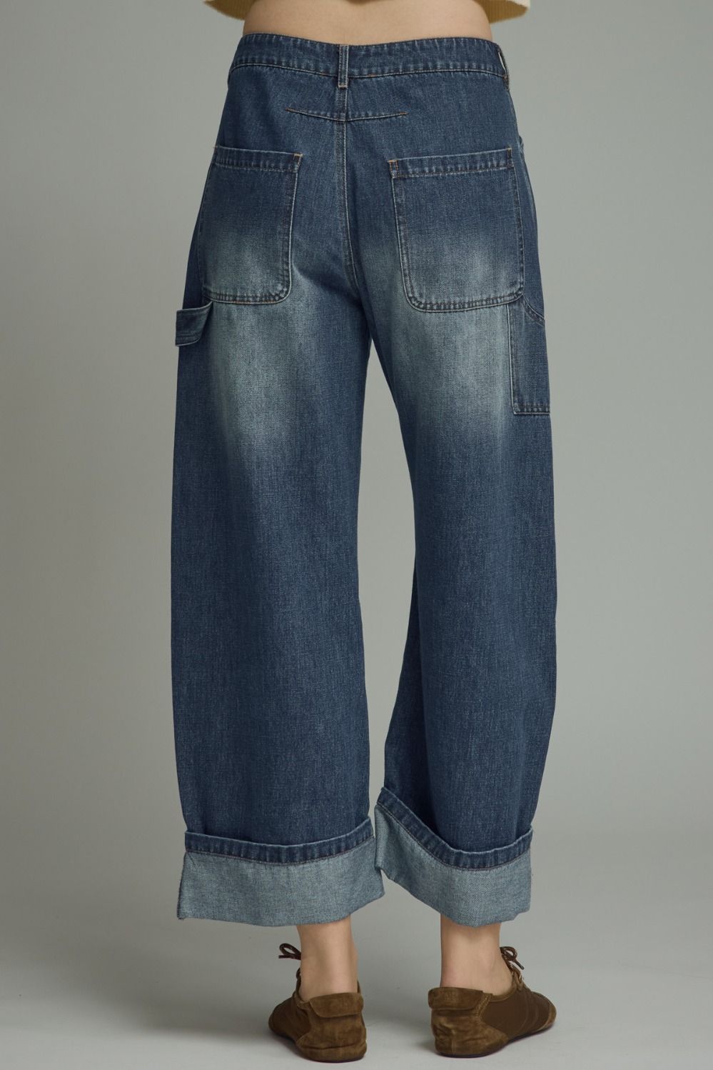 Evie Wide Leg Cuffed Hem Jeans