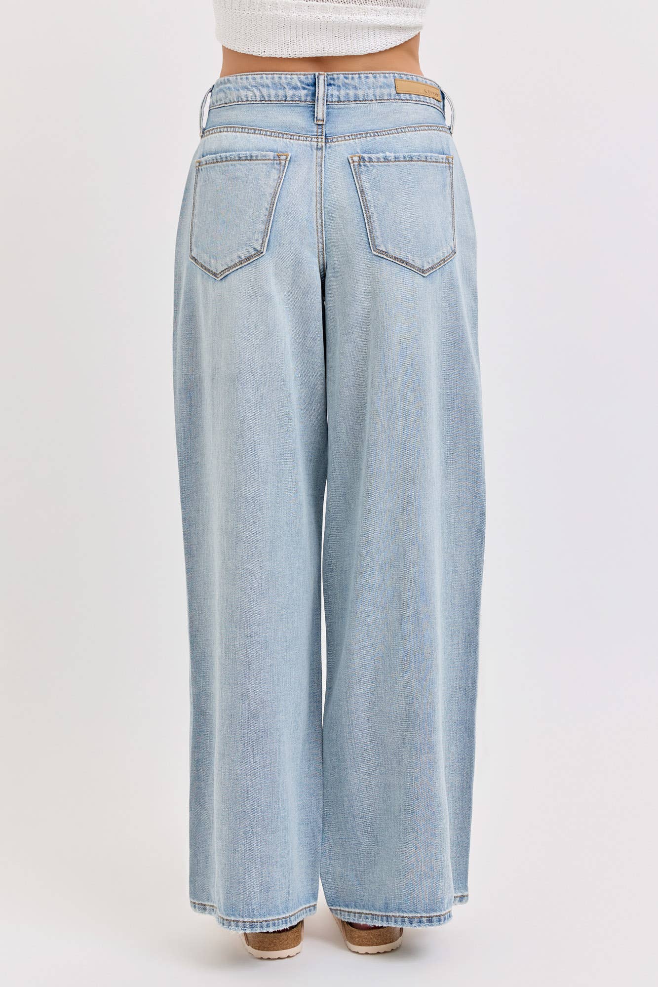 Walters Mid Rise Wide Leg