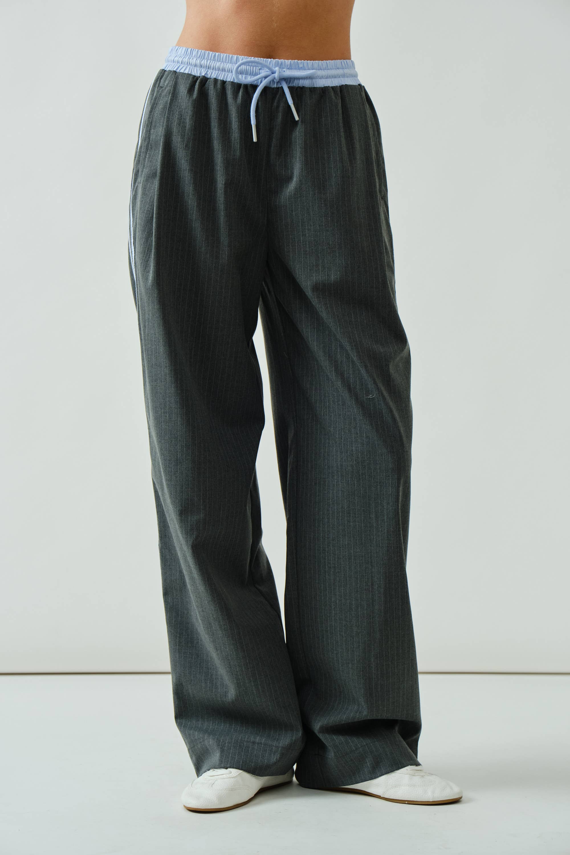 Benjamin Grey/ Blue StripeSlack