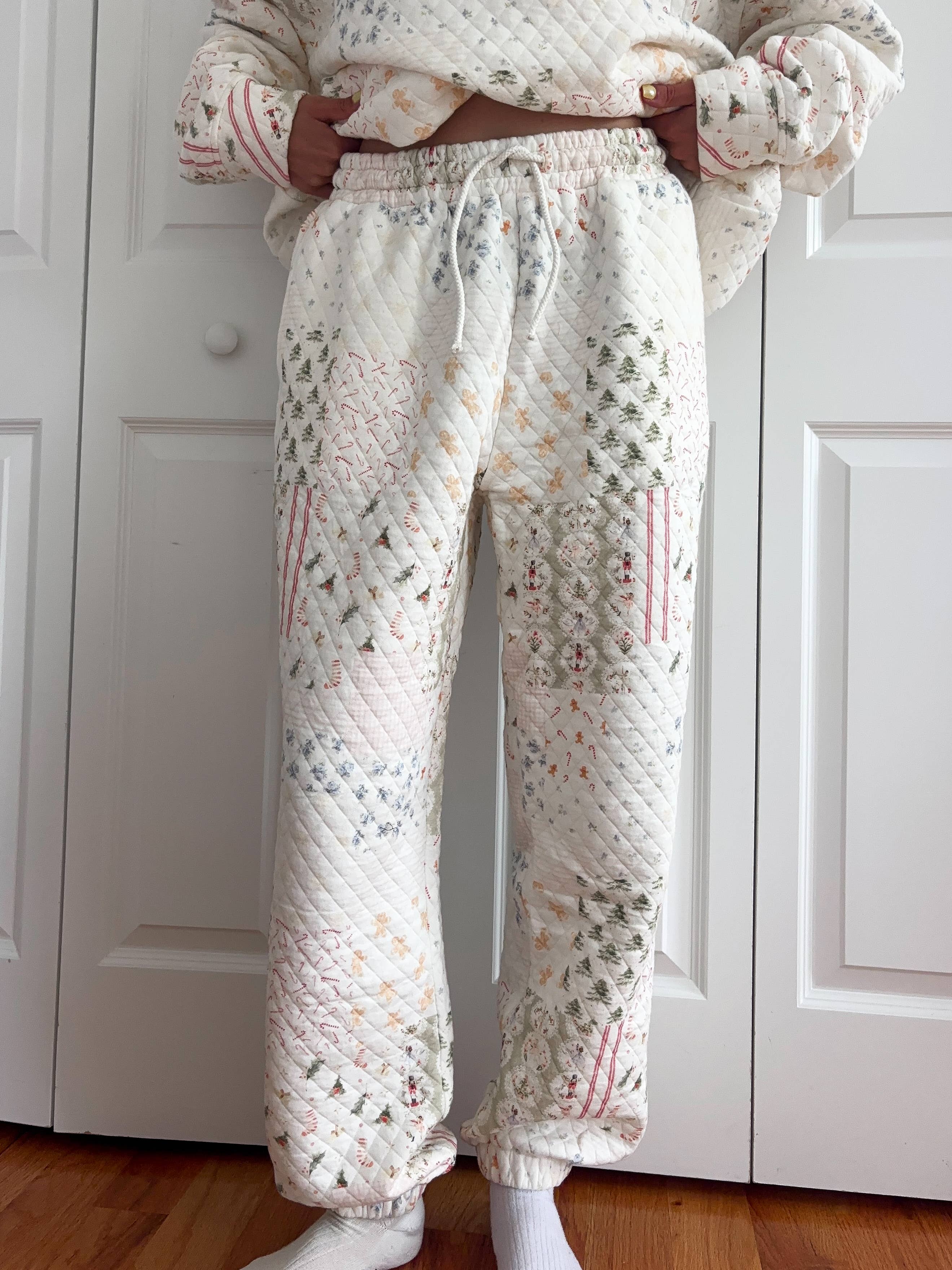 Holly Holiday Quilted Joggers