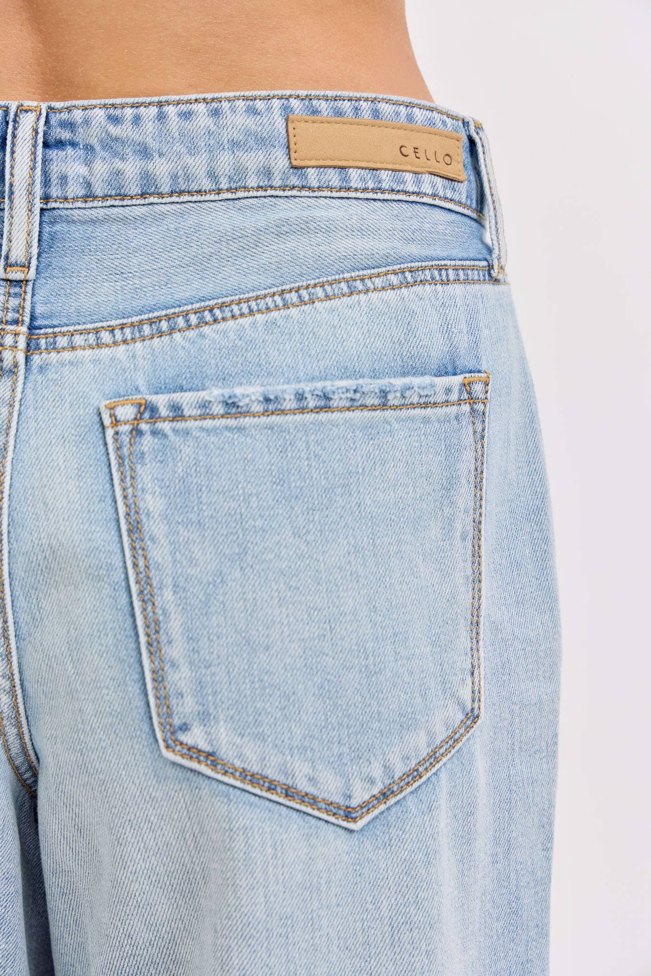 Walters Mid Rise Wide Leg